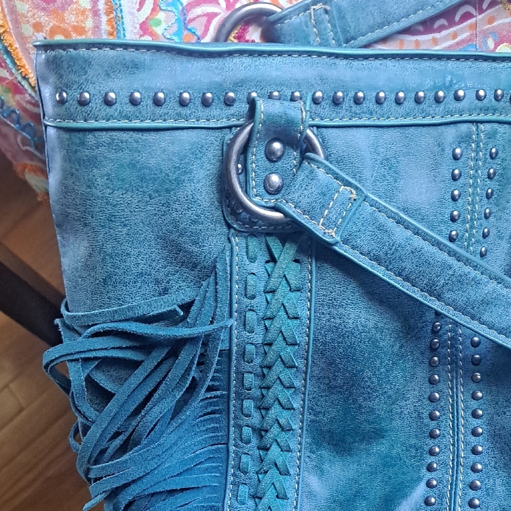 Blue Fringe Shoulder Bag with Suede Texture - Picture 10 of 10